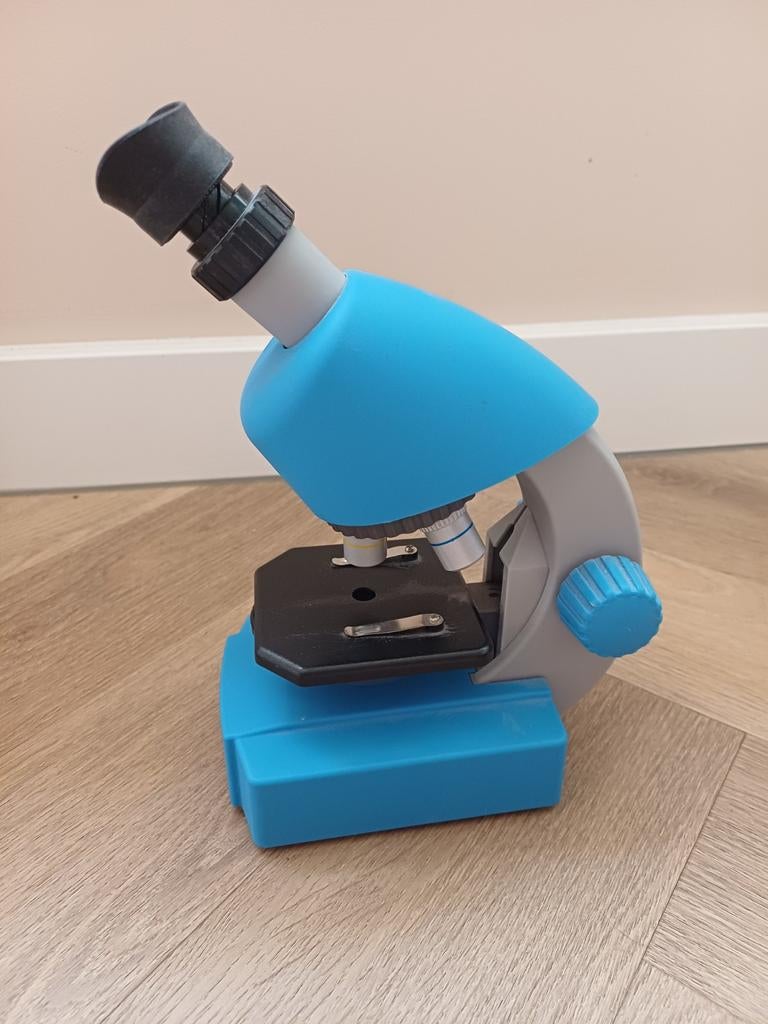 Bresser Junior Microscoop met toebehoren, Audio, Tv en Foto, Optische apparatuur | Microscopen, Ophalen of Verzenden, Zo goed als nieuw