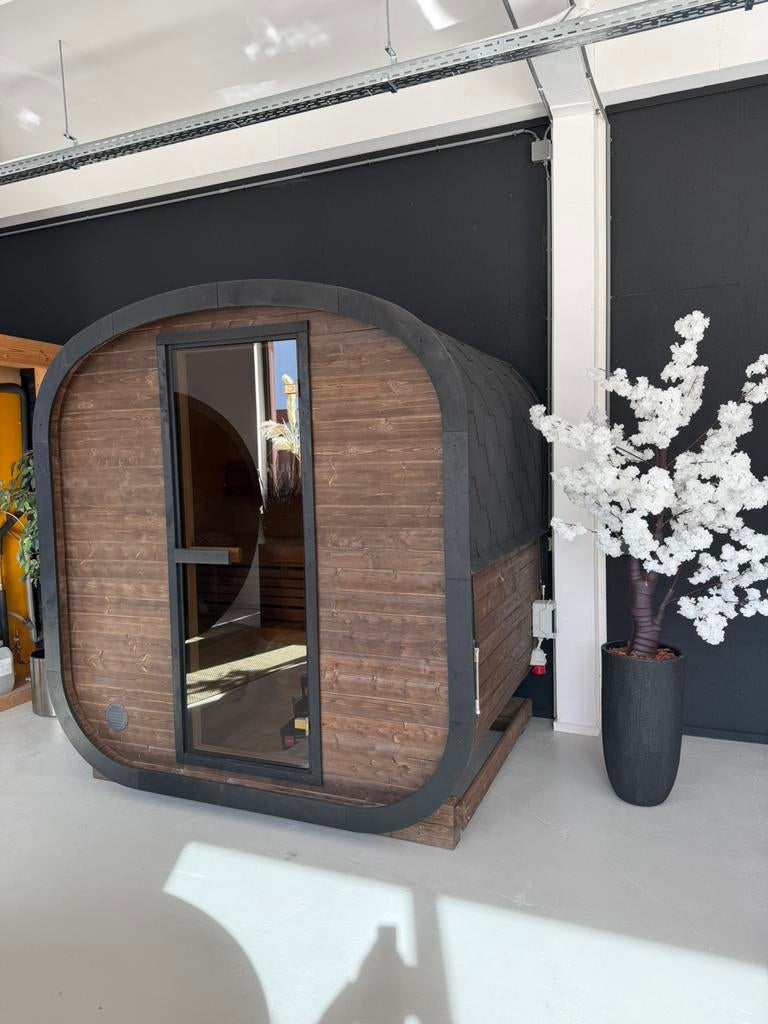 Mooie barel sauna met harvia kachel, Ophalen of Verzenden, Zo goed als nieuw, Schuur