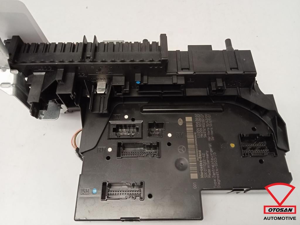 Mercedes C W204 Comfort Module Zekeringkast A2049065602, Gebruikt, Mercedes-Benz AG, Mercedes-Benz, Ophalen of Verzenden