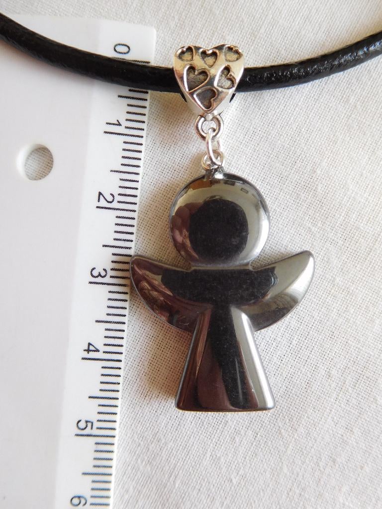 Hematiet  engeltje / popje  (F75628), Zwart, Nieuw, Ophalen of Verzenden, Steen of Mineraal