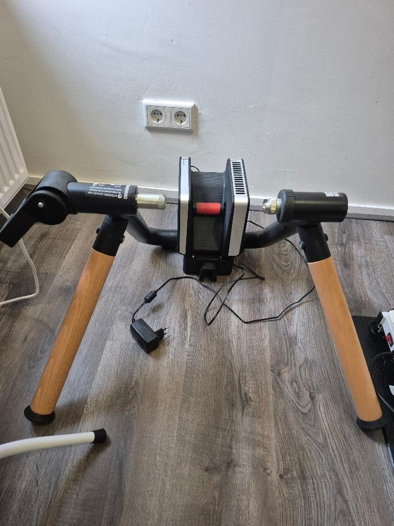 Tuo Elite Fietstrainer, Sport en Fitness, Wielrennen, Ophalen, Gebruikt, Overige typen