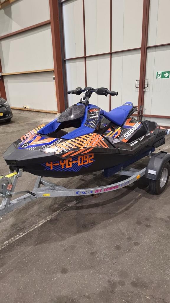 Seadoo Spark Trixx 2UP 2022, Ophalen, Zo goed als nieuw, Benzine, 70 tot 120 pk