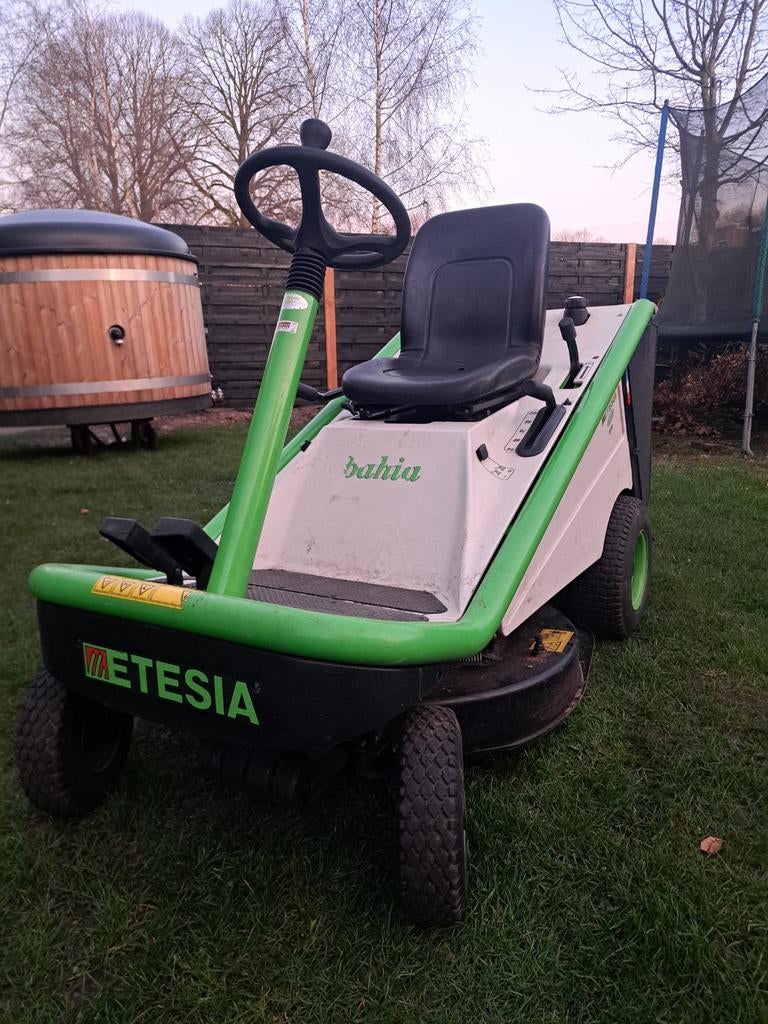 Nette etesia bahia te koop!, Cirkelmaaier, Gebruikt, Opvangbak, Benzine-grasmaaier