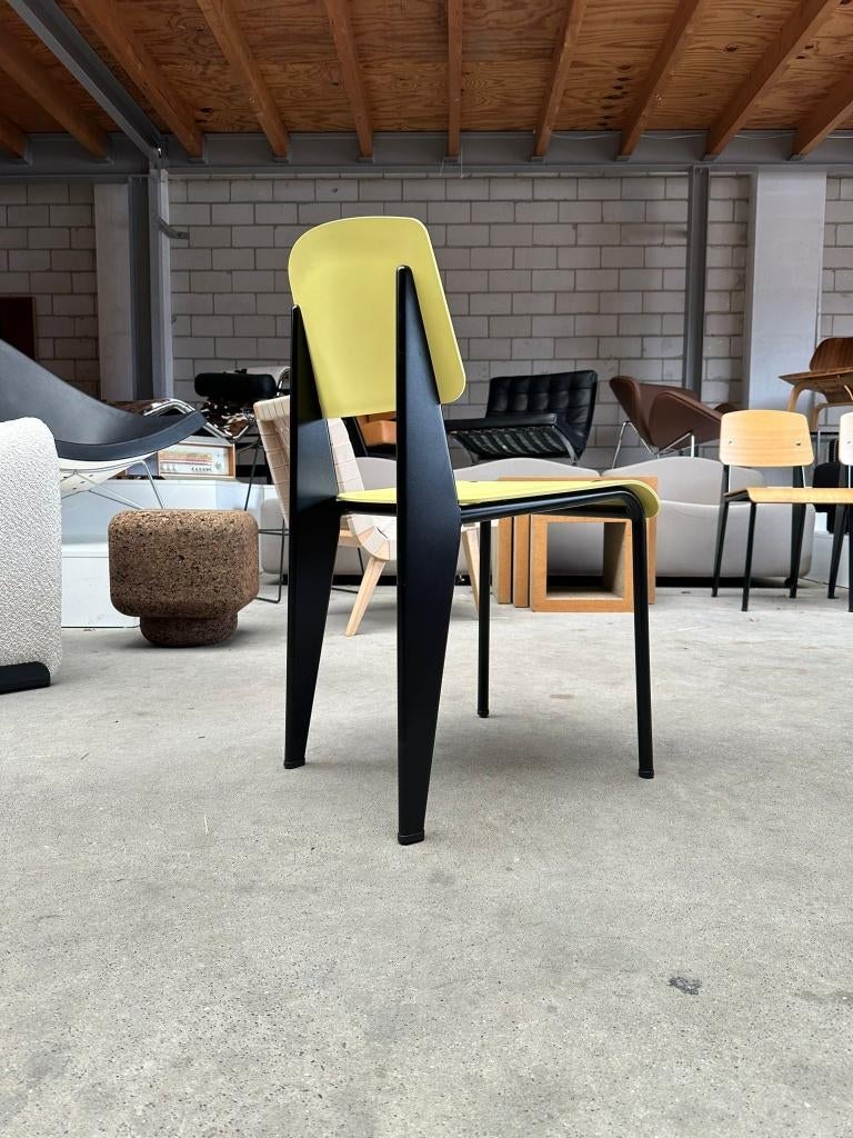 Vitra Standard SP chair by Jean Prouvé (6x), Ophalen, Gebruikt, Overige kleuren, X