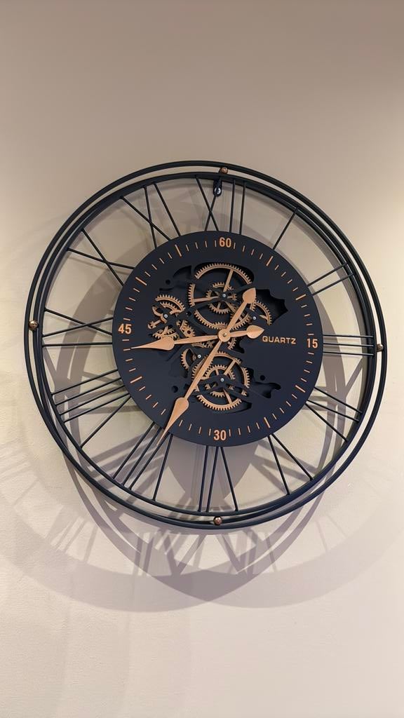 Wandklok, Ophalen of Verzenden, Zo goed als nieuw, Analoog, Wandklok