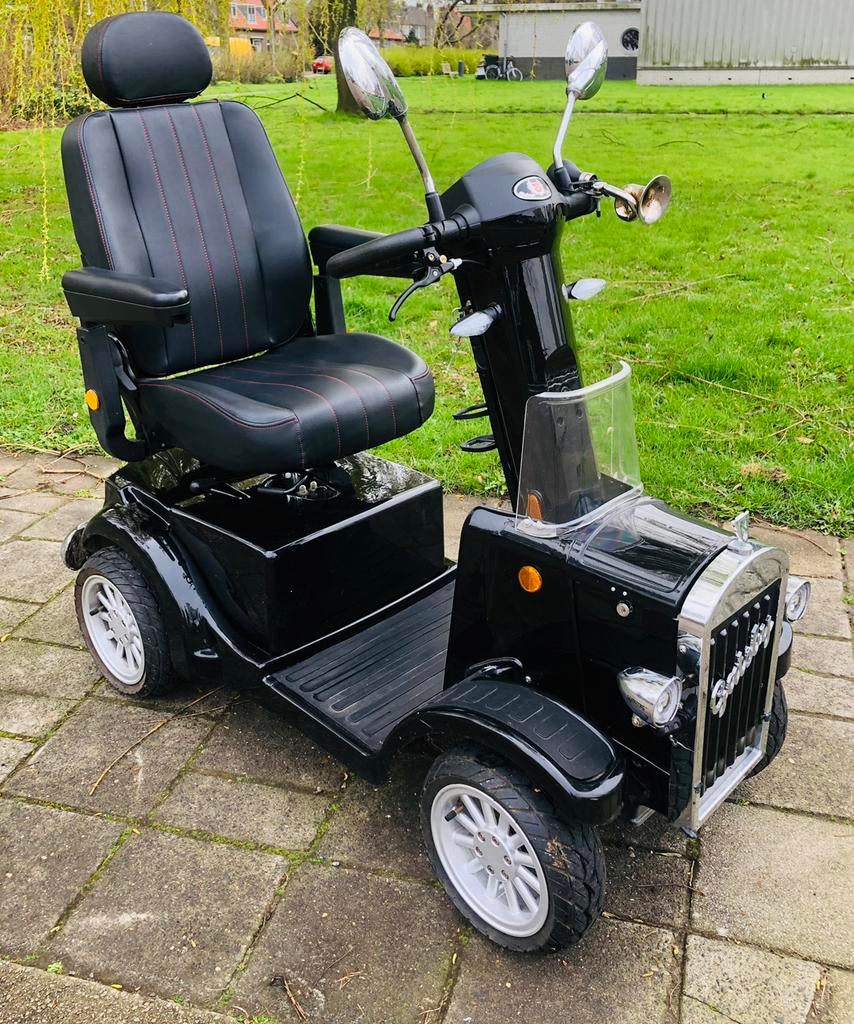 Zeer nette robuuste scootmobiel 4wiel, Ophalen of Verzenden, Zo goed als nieuw