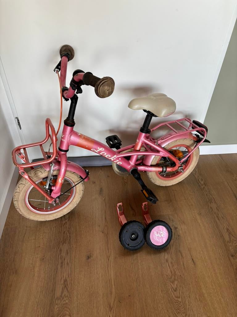 12.Inch kinderfiets Transportfiets Loekie met zijwieltjes, Ophalen of Verzenden, Zo goed als nieuw