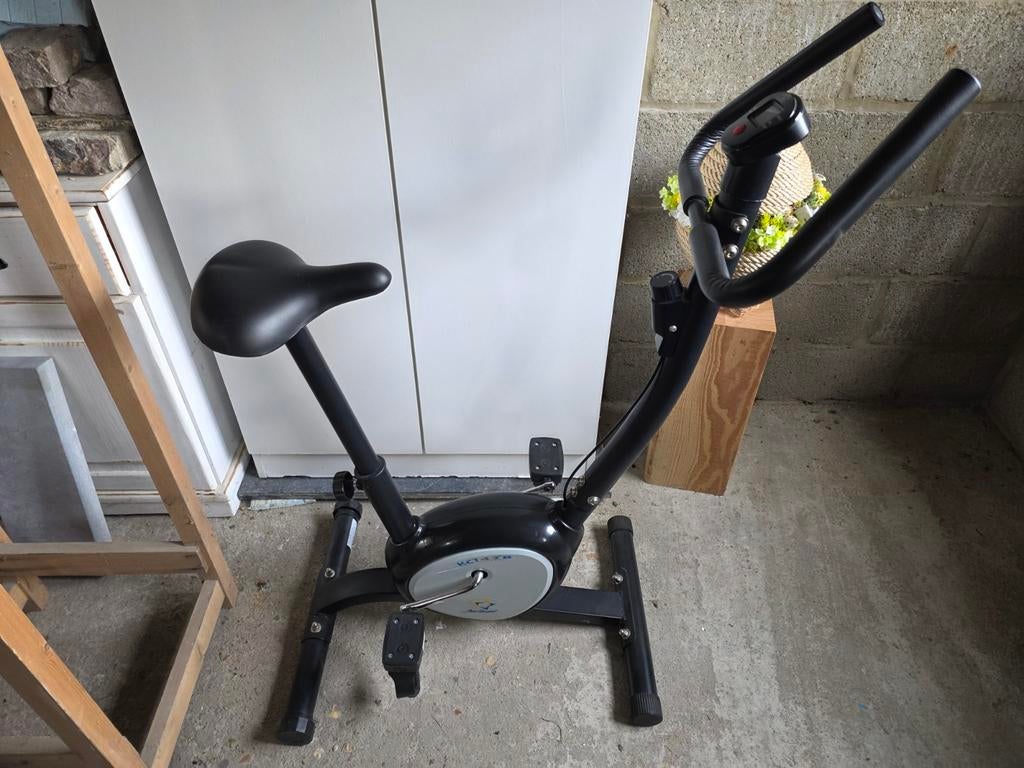 Hometrainer - Star Shaper KC143B - Perfect voor thuis, Sport en Fitness, Fitnessapparatuur, Gebruikt, Hometrainer, Benen, Metaal