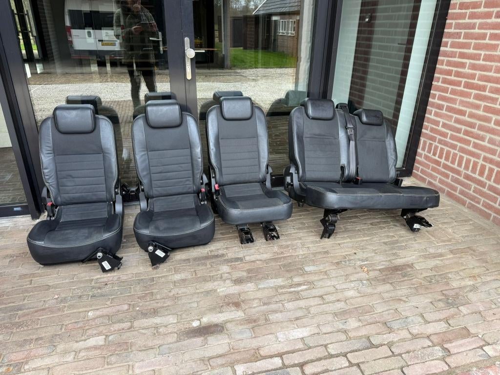 Land Rover Defender 110 - Set stoelen en achterbank, Auto-onderdelen, Interieur en Bekleding, Ophalen, Gebruikt, Land Rover