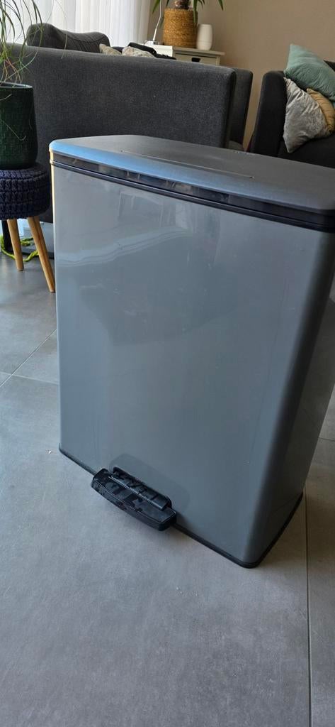 Curver afvalbak met pedaal - grijs, Ophalen, Kunststof, Gebruikt, Met pedaal