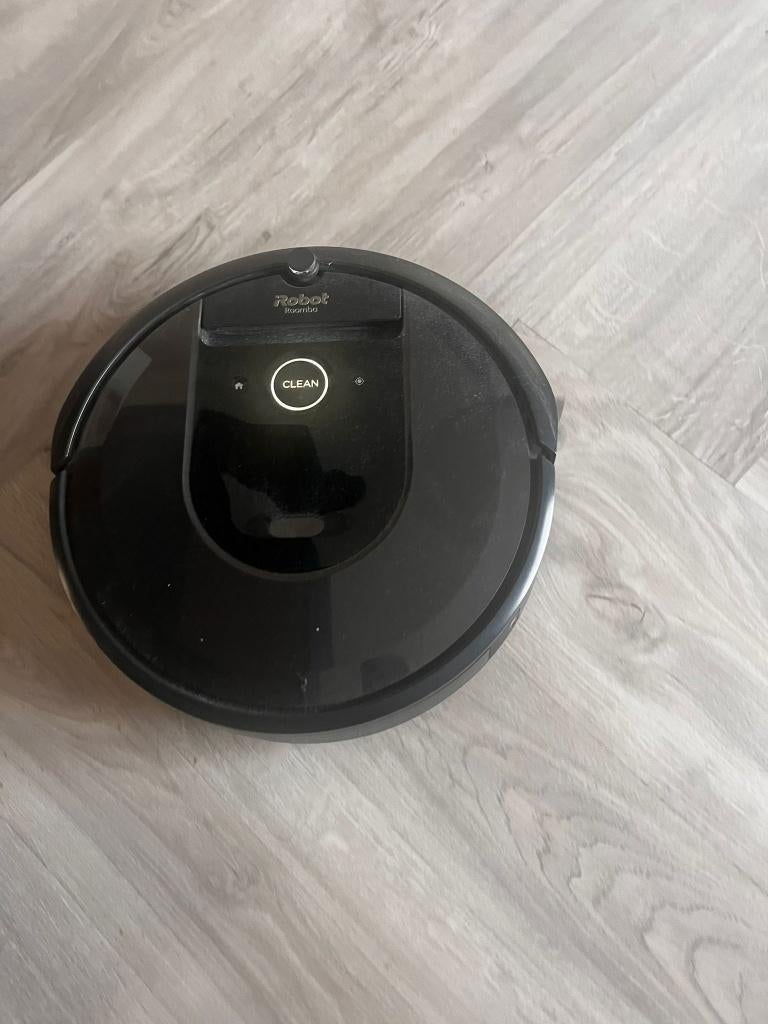 Roomba i8+ robotstofzuiger met dweilfunctie, Ophalen of Verzenden, Gebruikt, Reservoir, Robotstofzuiger