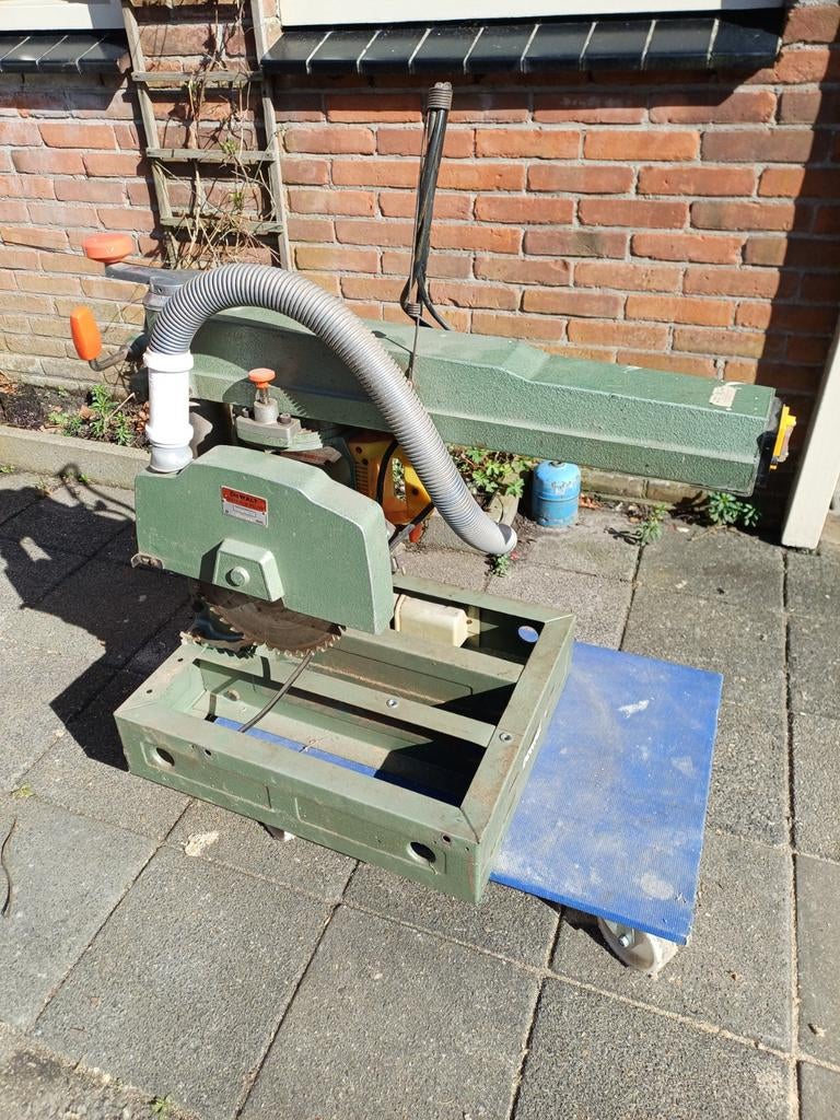 Afkort zaagmachine DeWALT, Ophalen, 1200 watt of meer, Afkortzaag, 30 tot 70 mm