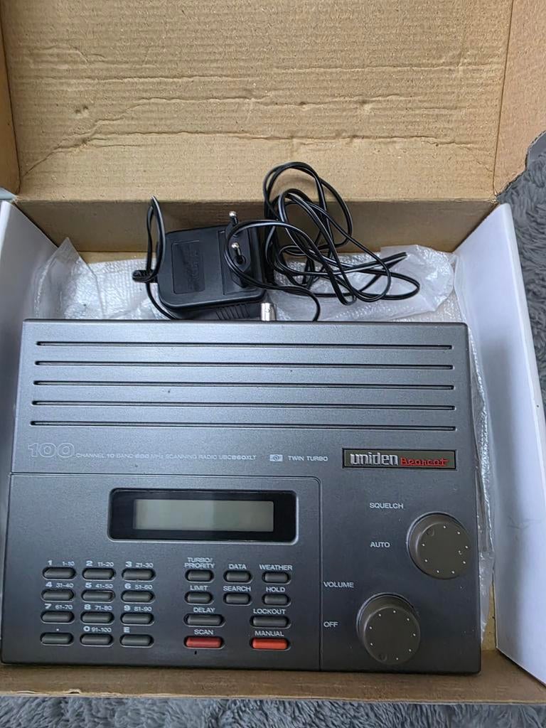 Uniden Bearcat UBC860XLT 500 MHz Scanner, Telecommunicatie, Scanners, Ophalen of Verzenden, Zo goed als nieuw, 30 tot 200 kanalen