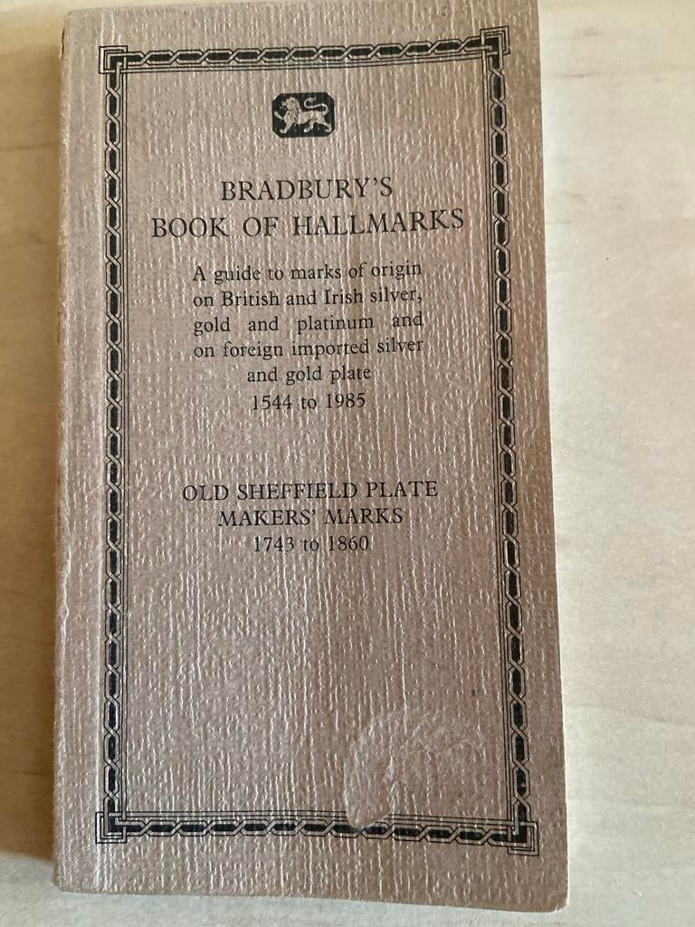 Bradbury's Book of Hallmarks - Zilver & Goud, Ophalen of Verzenden, Gelezen