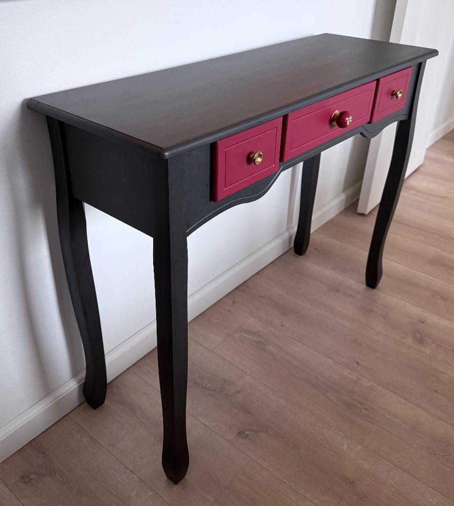 Sidetable in nieuwstaat, Huis en Inrichting, Tafels | Sidetables, Ophalen, 100 tot 150 cm, Zo goed als nieuw, 25 tot 50 cm