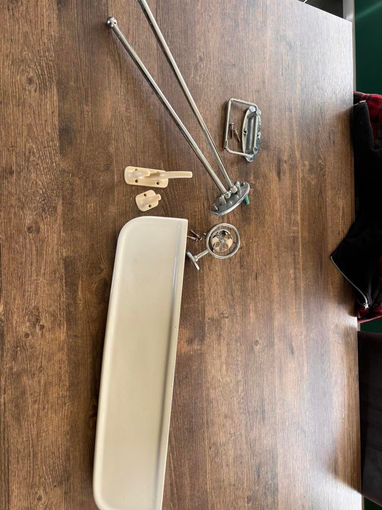 Jaren 60 badkamer wasbak, Ophalen, 50 tot 100 cm, Zo goed als nieuw, Minder dan 100 cm