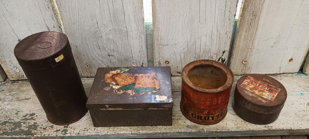 4 roestige blikjes Bensdorp A'dam, de Gruyter, Gevaert, Ophalen of Verzenden