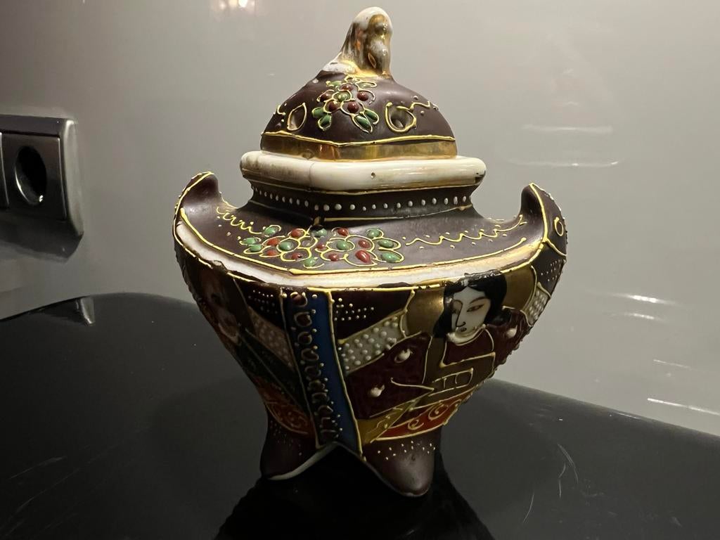 Satsuma Japans wierook potje met deksel, prachtig!, Ophalen of Verzenden