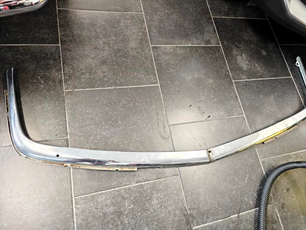 Mercedes R107 SL/SLC Europese voorbumper delen, Ophalen of Verzenden, Voor, Bumper