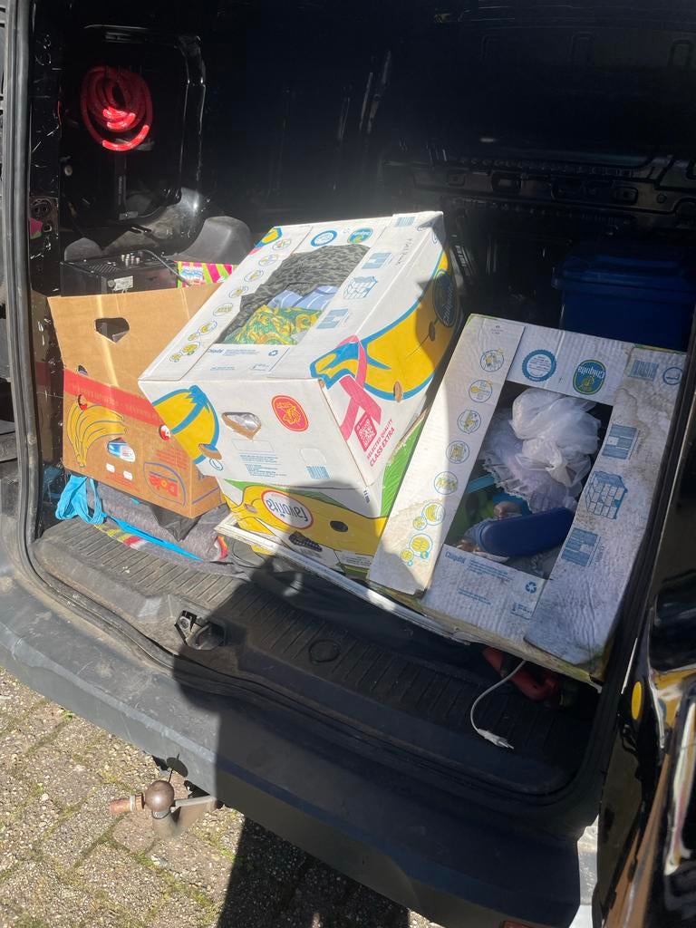 Gratis vlooienmarktspulletjes, Ophalen