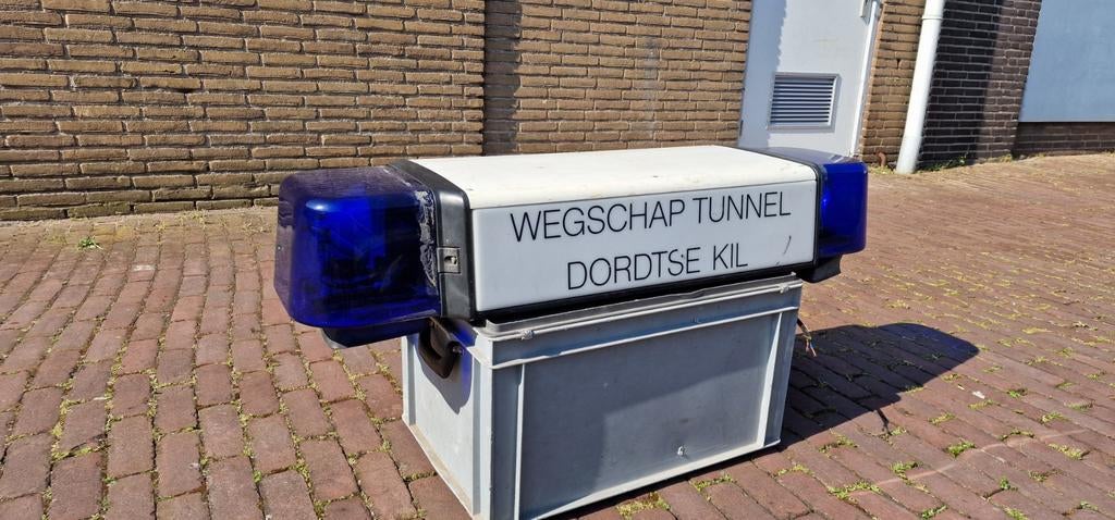 Zwaaibalk Hella RTK4/OWS4, blauw, 12V met 2 draailampen, Ophalen