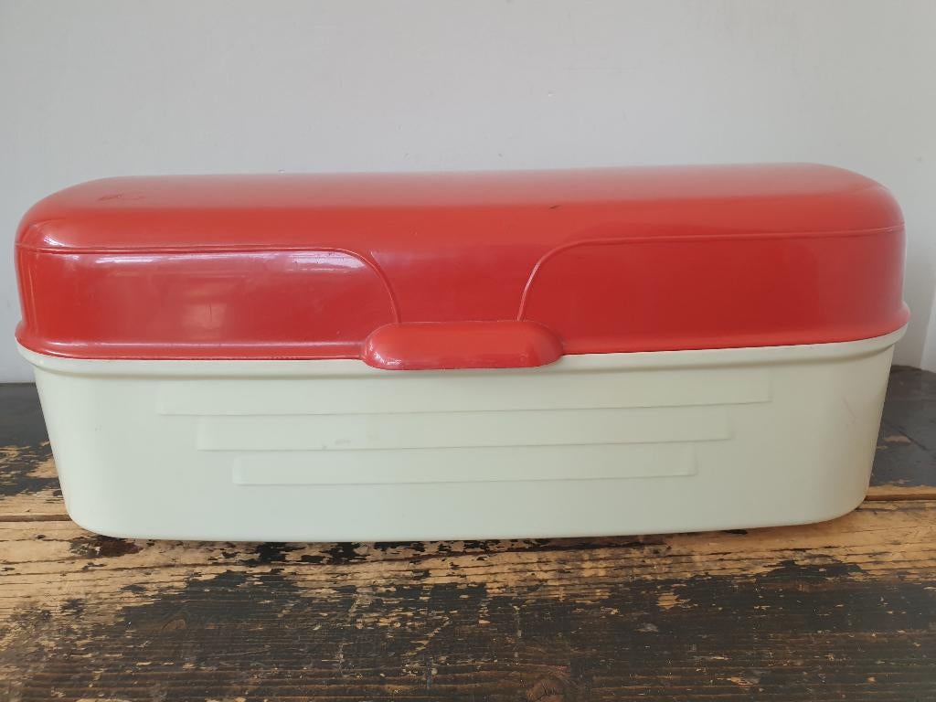 Retro kunststof rood witte broodtrommel, Ophalen of Verzenden, Zo goed als nieuw