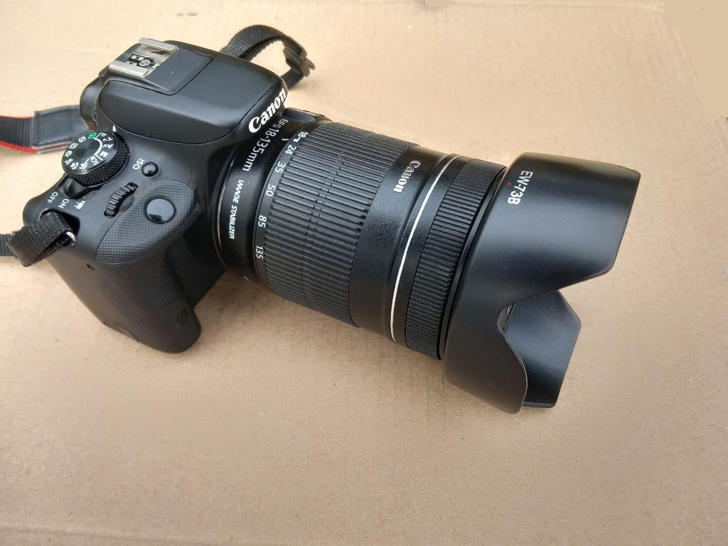 Canon EOS 100D Spiegelreflex + Canon 18 - 135 Zoomlens, 18 Megapixel, Spiegelreflex, Canon, Ophalen of Verzenden