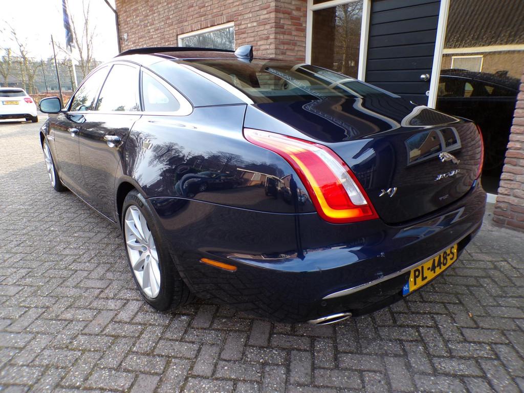 Jaguar XJ 3.0 D Premium Luxury Automaat / Leder / Panoramada, Automaat, Achterwielaandrijving, Gebruikt, 2993 cc