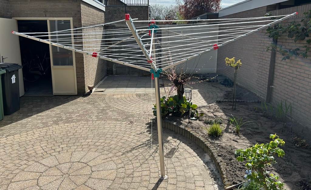 Droogmolen met grondanker, Ophalen, Zo goed als nieuw, Droogmolen