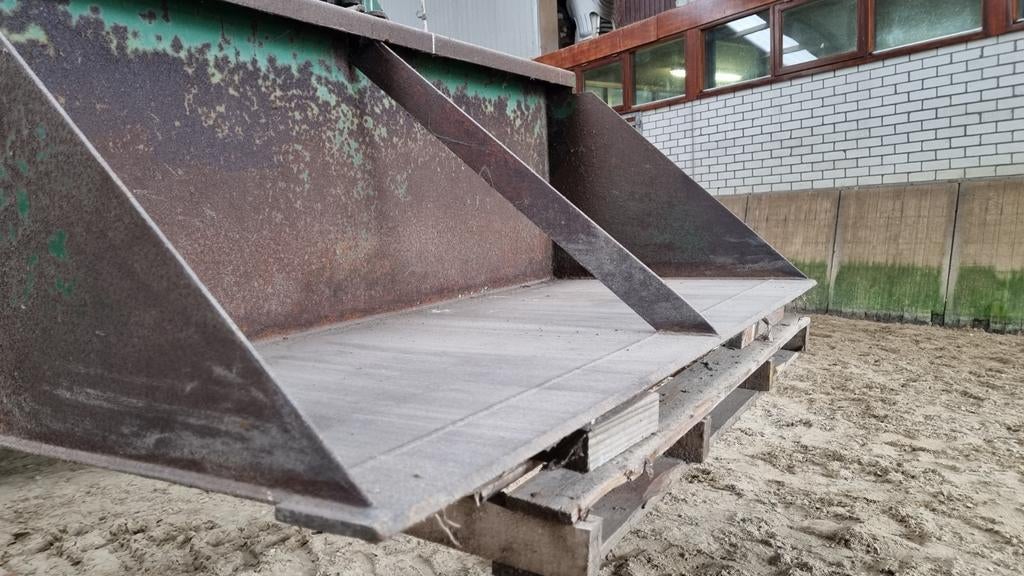 Strakke grondbak, Ophalen of Verzenden, Grondbewerking