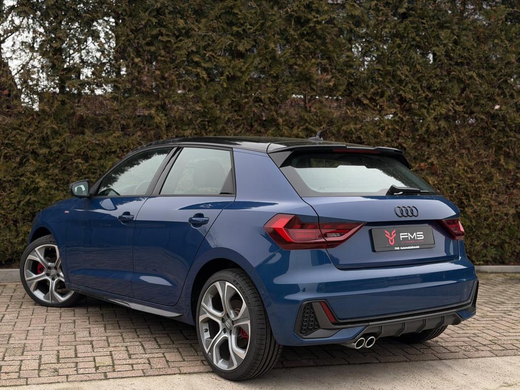 Audi A1 Sportback 40 TFSI 3x S-Line CarPlay 207pk, Zwart, Blauw, Leder, Bedrijf