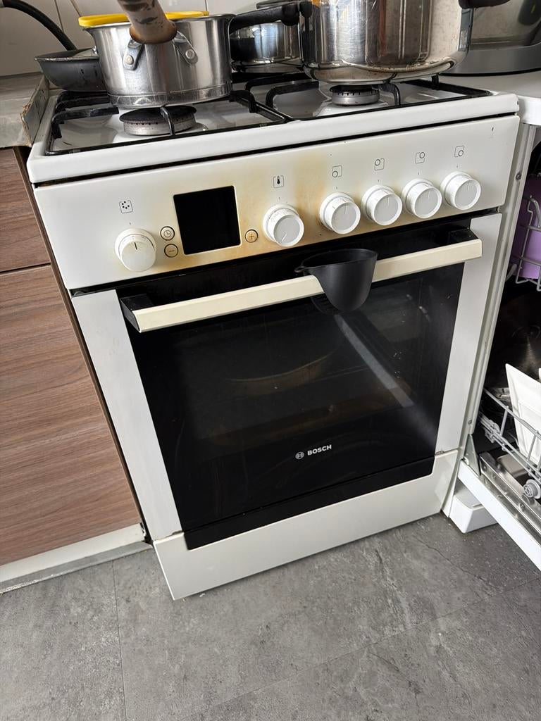 Bosch Vrijstaand Gasfornuis met Oven, Witgoed en Apparatuur, Gebruikt, 60 cm of meer, Gas, Vrijstaand