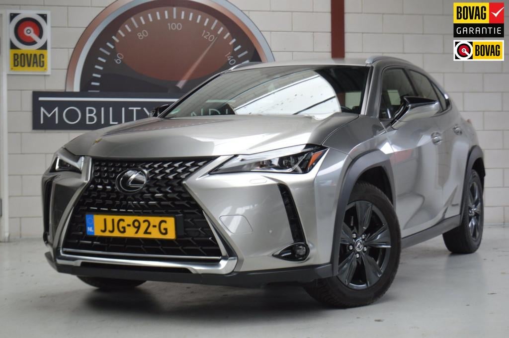 Lexus UX 200 Pref. Line BENZINE, GEEN DEUKJE OF KRASJE!, Auto's, Lexus, Gebruikt, 4 cilinders, 1435 kg, Alcantara