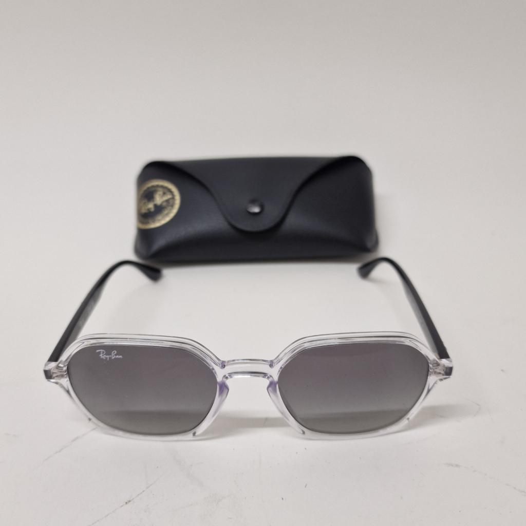 Ray-Ban RB4361 Havanna Zonnebril Transparant/Grijs | Nette s, Ray-Ban, Zo goed als nieuw, Support@rayban.com, Luxottica Group, 2 Via S. Marco
Milan 20121
Italy