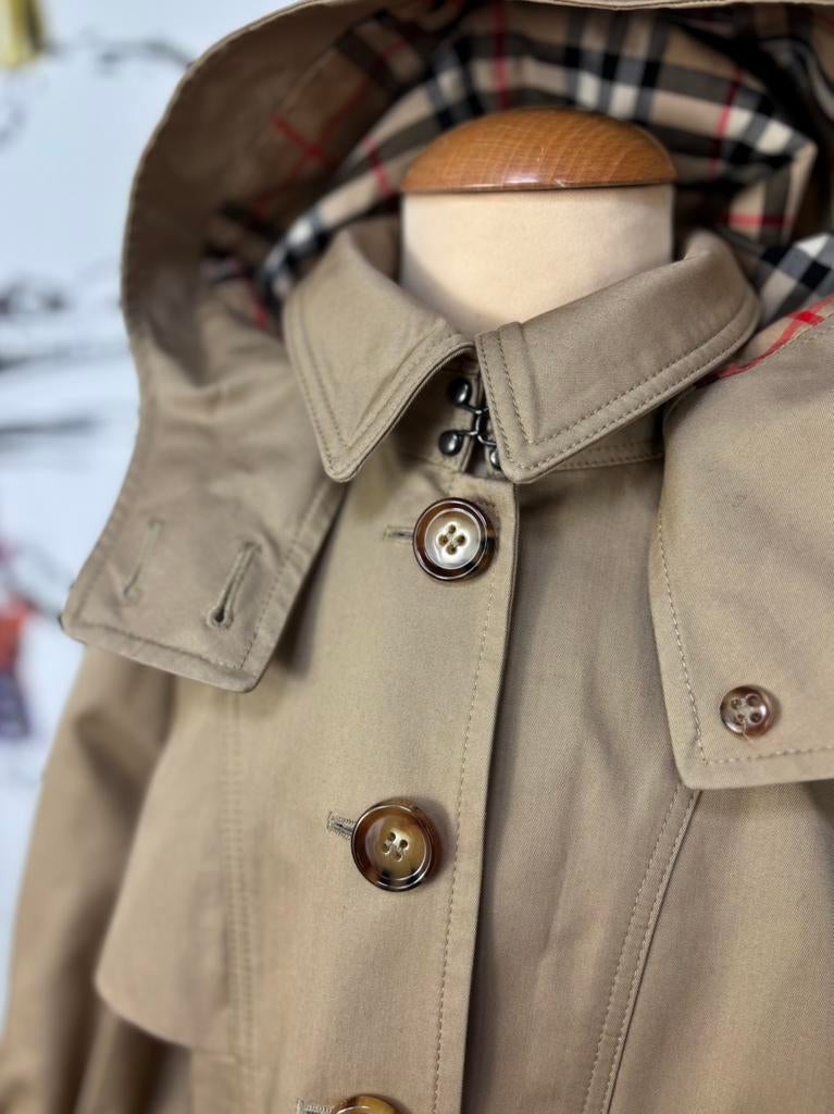 Burberry meisjes trenchcoat jas maat 4 NIEUW, Burberry, Customercare@burberry.com, Nieuw, Burberry EU