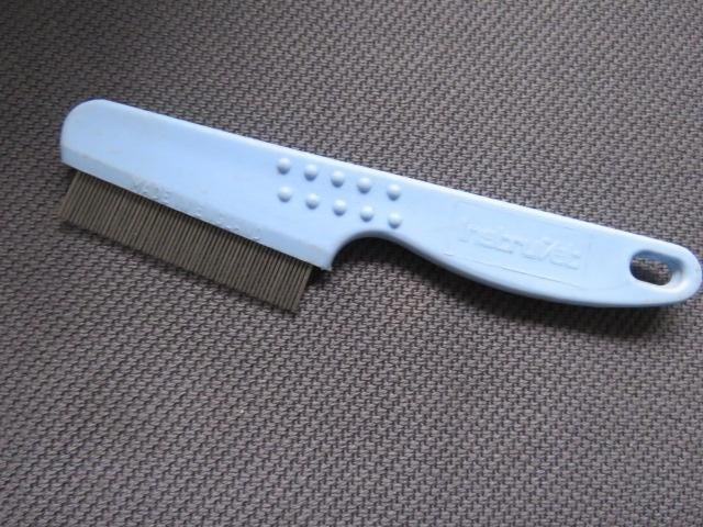 Fijne kam om je huisdier te kammen merk Instruvet, Ophalen of Verzenden, Zo goed als nieuw