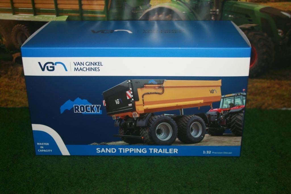 Boeryes: VGM Rocky 24 Yellow/Black van At-Collections, Hobby en Vrije tijd, Modelauto's | 1:32, Ophalen of Verzenden, Nieuw, Tractor of Landbouw