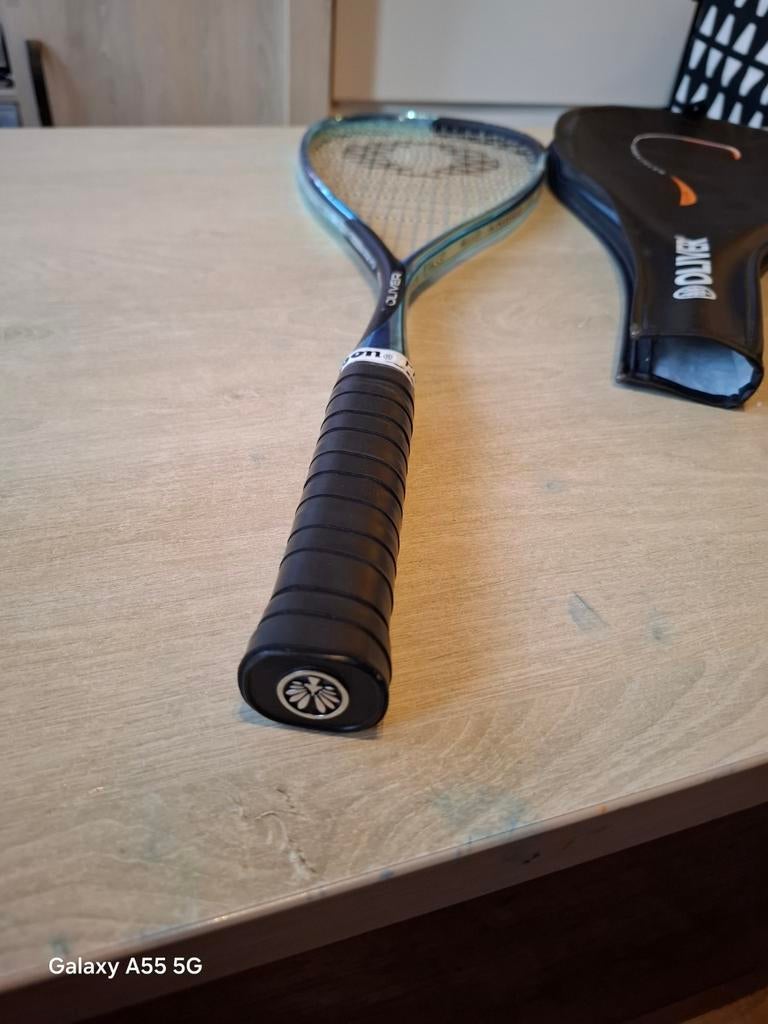 Oliver squashracket met hoes - Zo goed als nieuw, Niet bekend, Met hoes, Ophalen of Verzenden, Zo goed als nieuw
