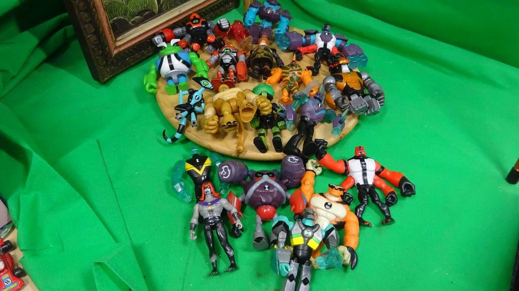Ben 10 figuren - 19 stuks, ., Ophalen of Verzenden, Zo goed als nieuw, .