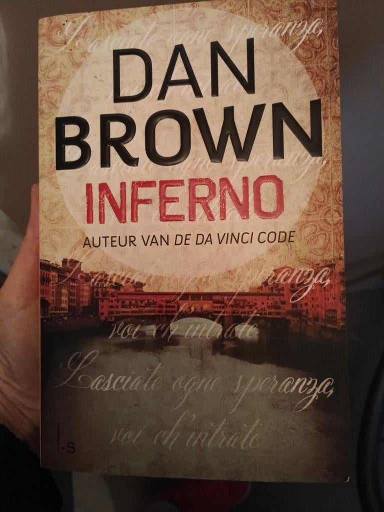 Dan Brown - Inferno, Ophalen of Verzenden, Zo goed als nieuw, Dan Brown