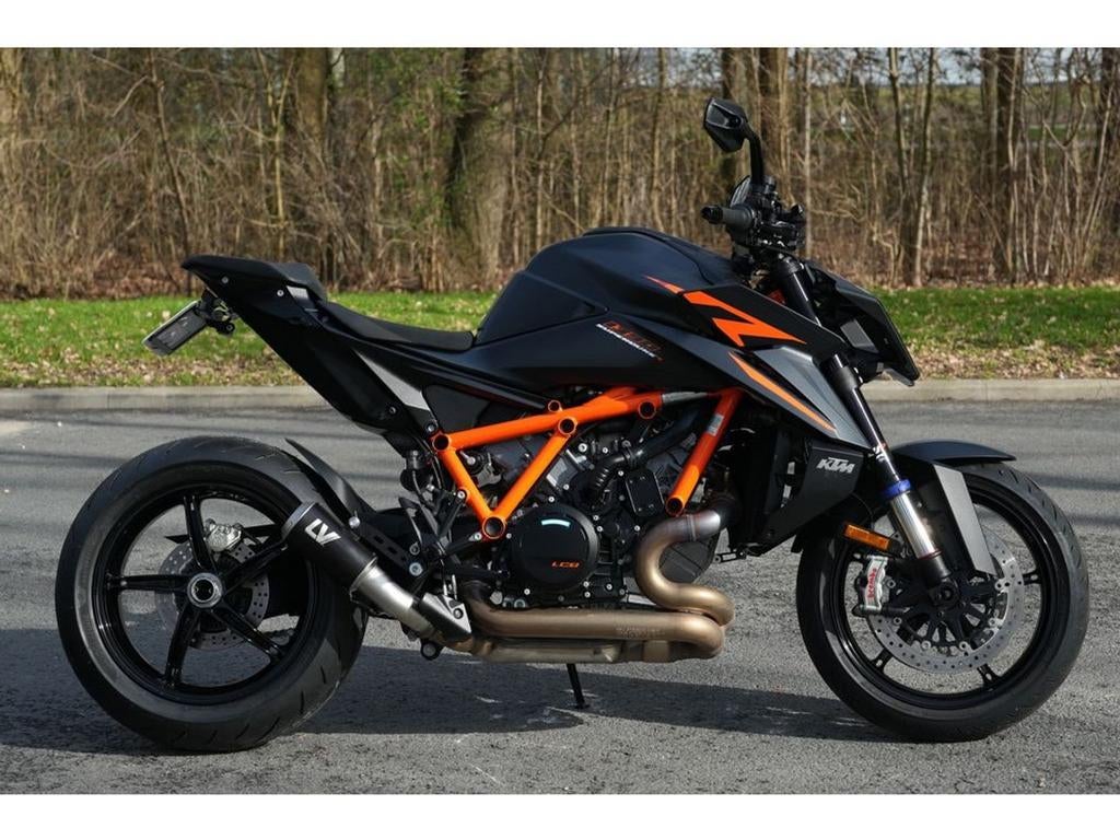 KTM 1390 Super Duke R Evo | Tech Pack ! (bj 2024) 9,725 km, Motoren, Motoren | KTM, Bedrijf, Naked bike, 12 t/m 35 kW, 2 cilinders