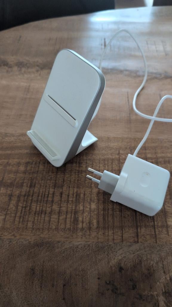 Draadloze oplader OnePlus Warp Charge 30, Ophalen of Verzenden, Gebruikt, Overige merken