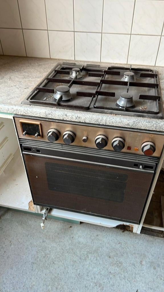 u oude Fornuis afvoeren gratis ophaalservice, Magnetron, 60 cm of meer, Gas, Vrijstaand