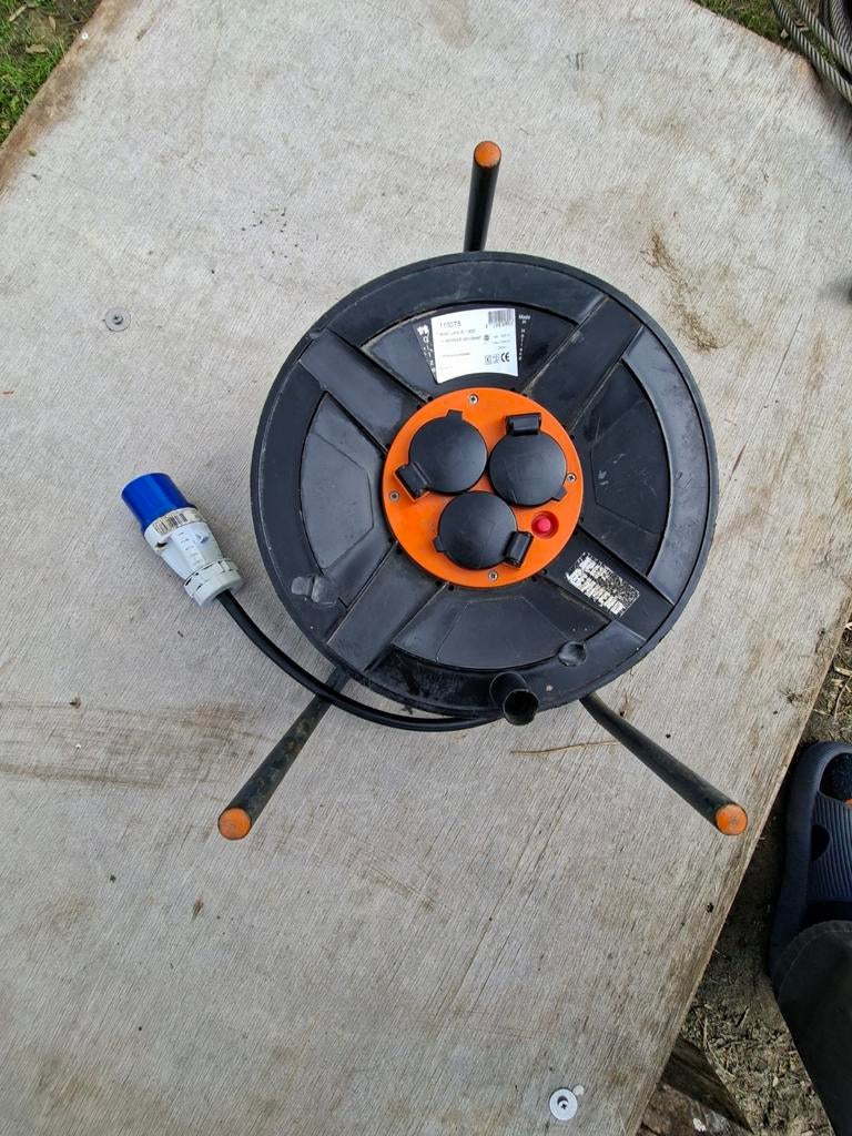 Camping lange verlengkabel haspel, Ophalen of Verzenden, Kabel of Snoer