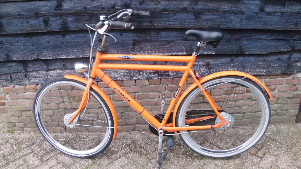 grote heren fiets  sparta pick up 62 cm + verend zadel, Fietsen en Brommers, Fietsen | Heren | Herenfietsen, Ophalen, Sparta, Gebruikt