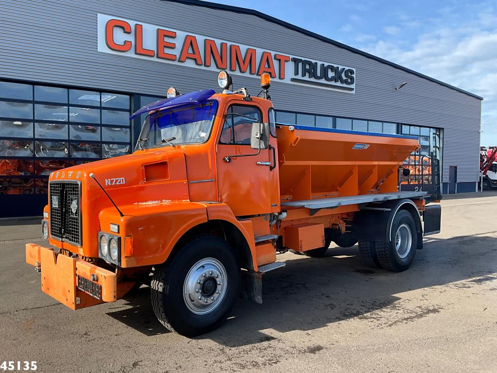 Volvo N720 Schmidt Zoutstrooier Just 60.240 km! (bj 1977), Clean Mat Trucks B.V., Sales@cleanmat.eu, Wageningsestraat 17
6673DB  ANDELST, NL