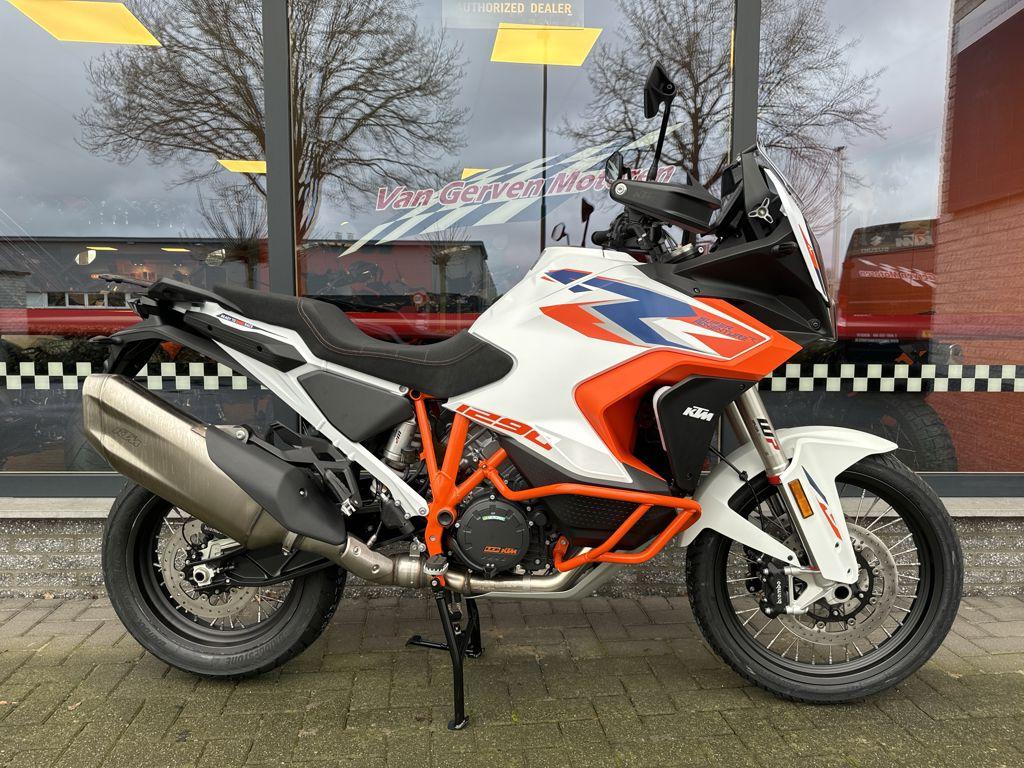 KTM 1290 SUPER ADVENTURE R 2025