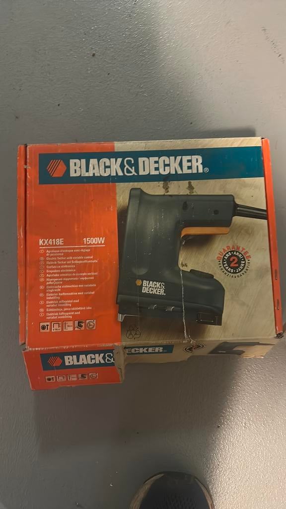 Electrische nietmachine Black & Decker, Ophalen of Verzenden, Zo goed als nieuw