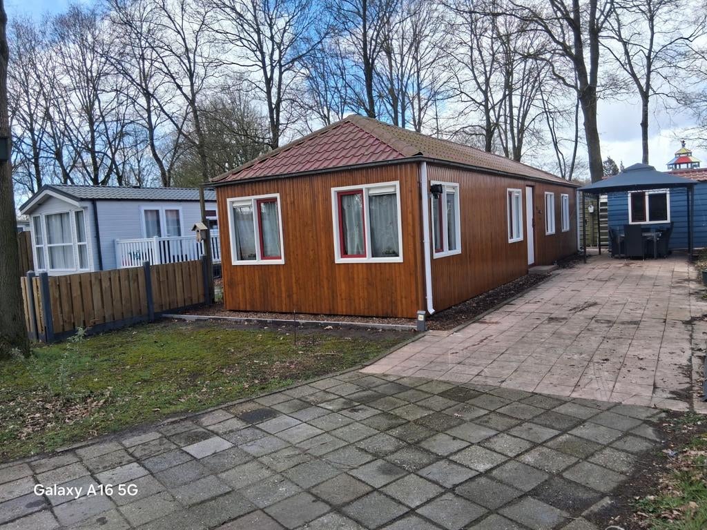 Grote goed geisoleerde houtskeletbouw chalet 2015