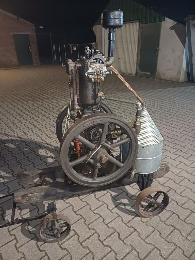 International/ihc  stationaire motor, Ophalen, Gebruikt, Benzinemotor, 1800 rpm of meer